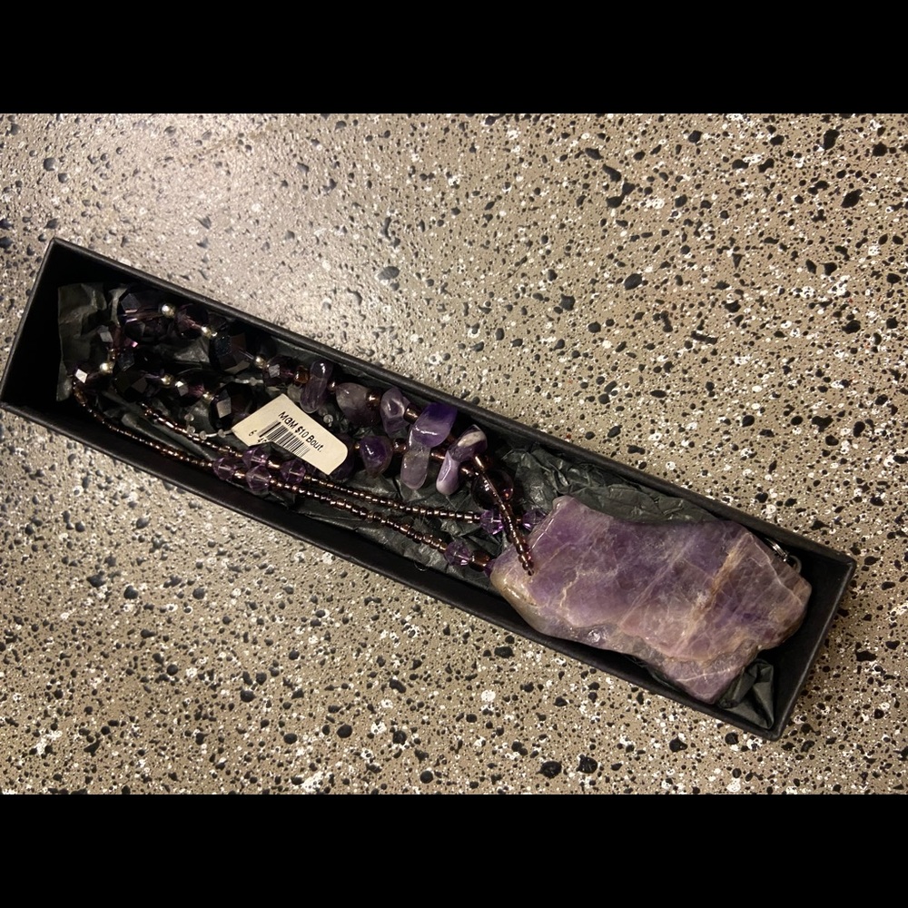 Natural stone necklace